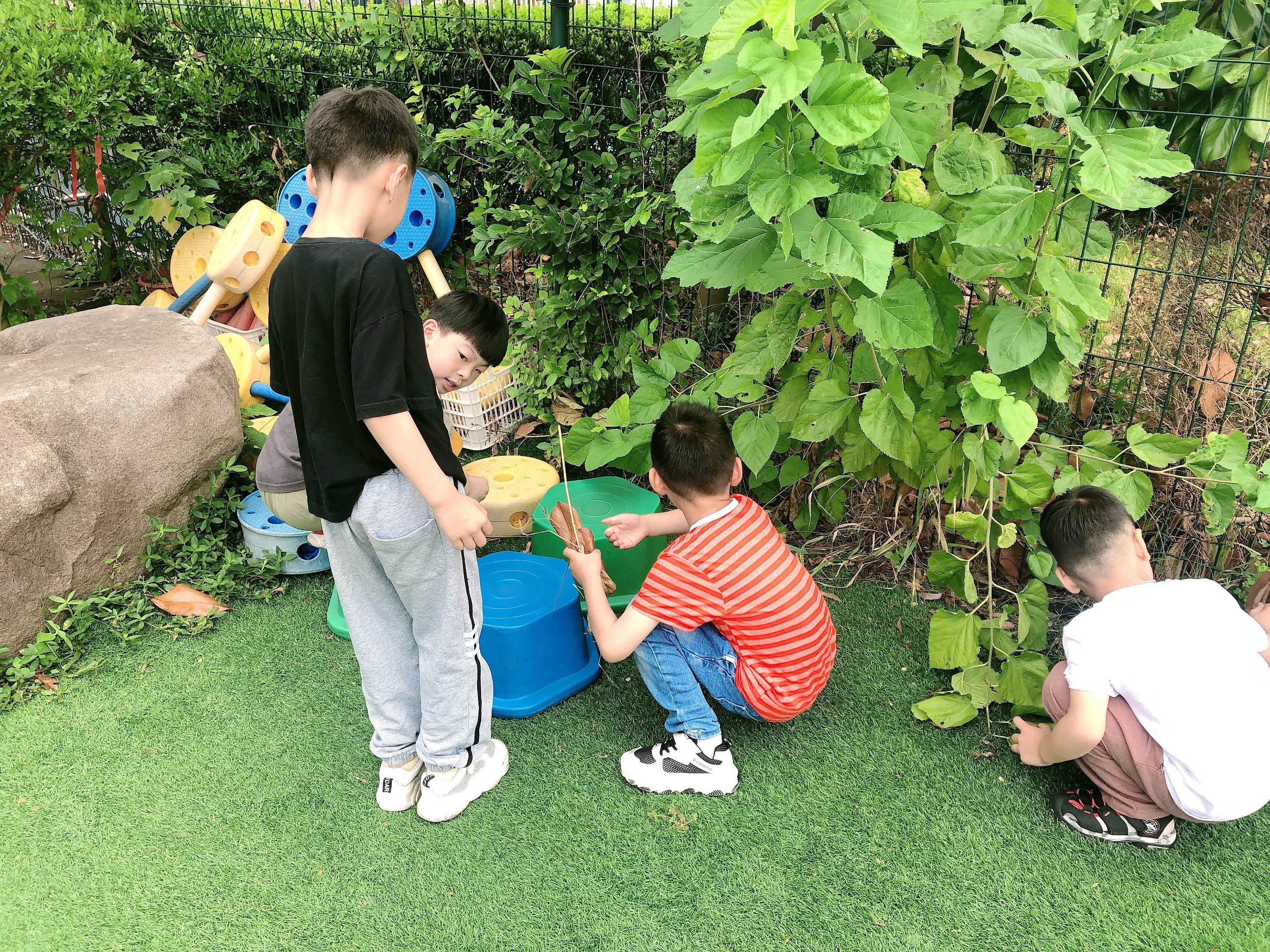 俄国防部：俄武装力量卫星集群实现24小时通信