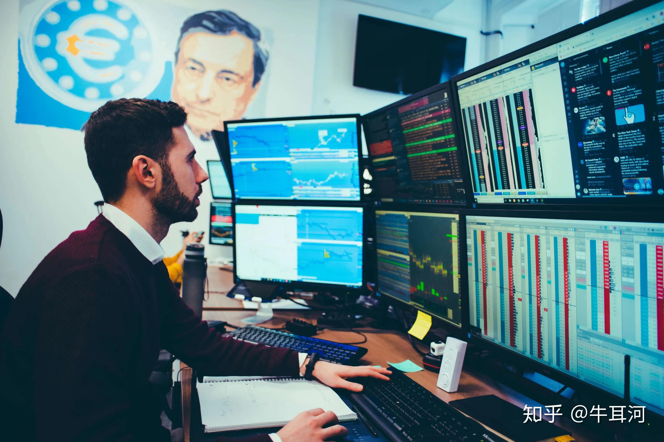 股票ETF赎回加剧 创年内次高点 “卖宽基ETF买行业ETF”新趋势显现