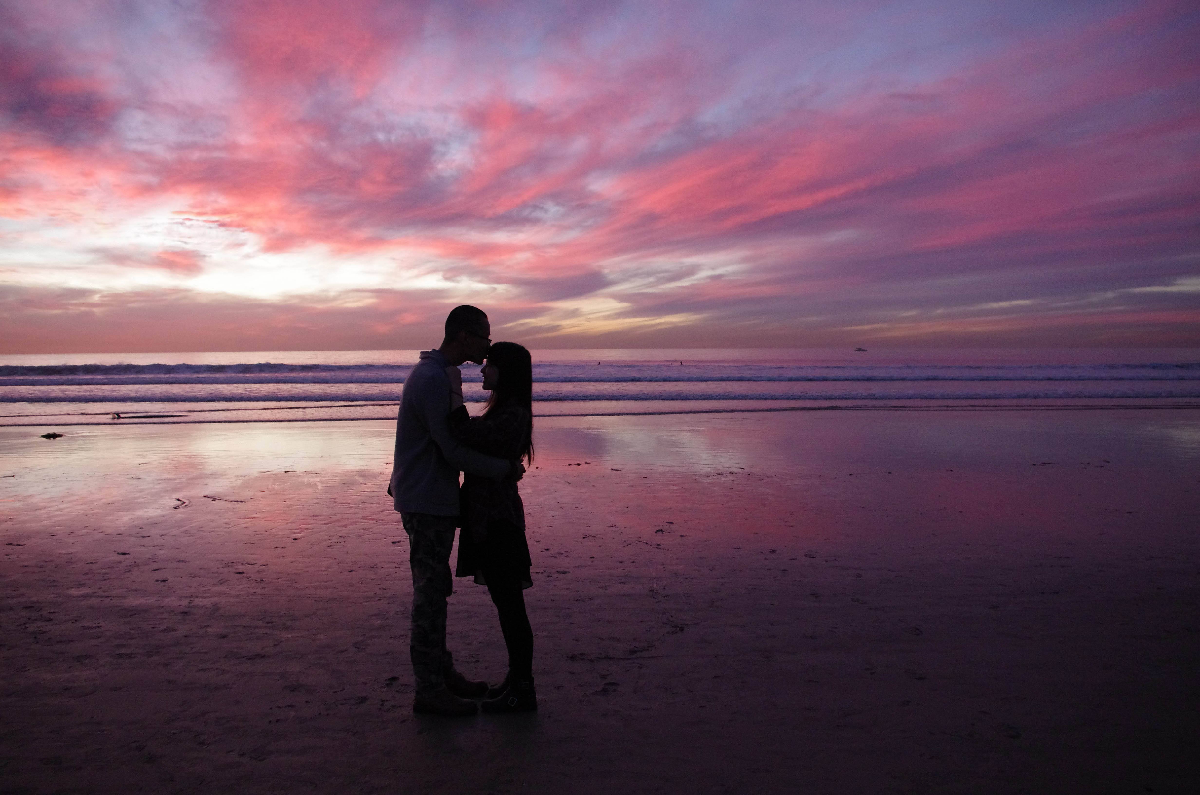 “覃塘莲藕”农产品地理标志专用标志正式启用